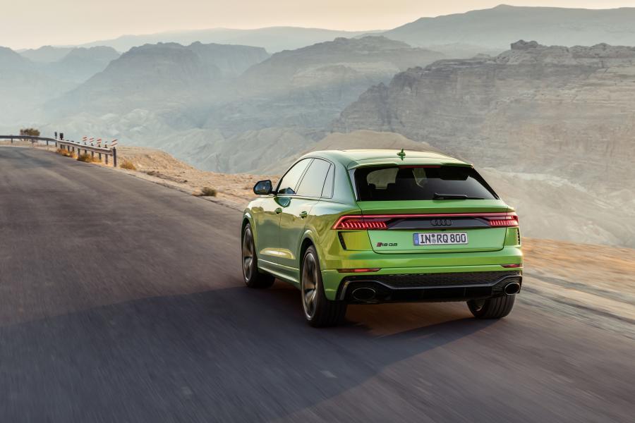  Audi RS Q8 2020 года  (WW) (фото 2 из 92)